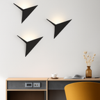 Applique murale design a LED in metallo triangolare Loft