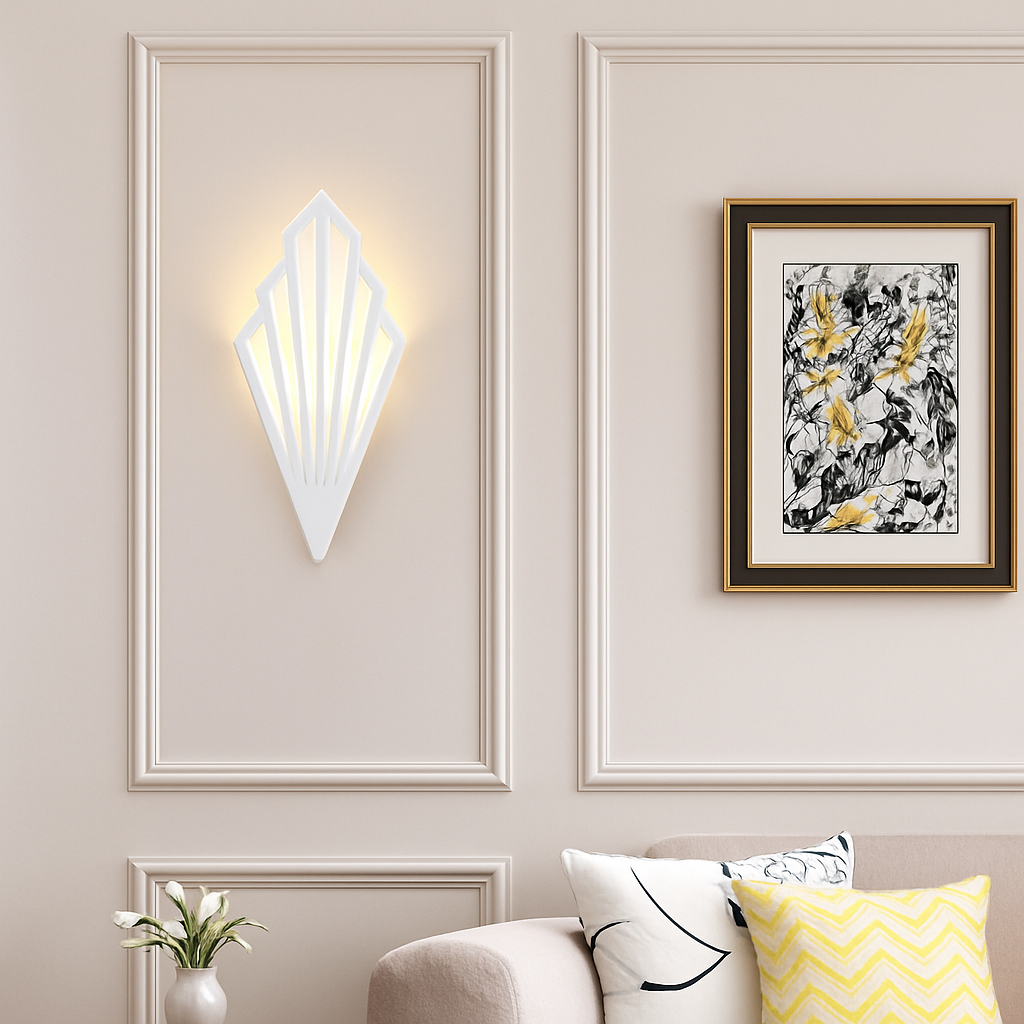 Applique murale di design triangolare LED in metallo colorato