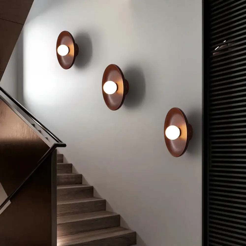 Applique murale LED in legno scandinavo elegante