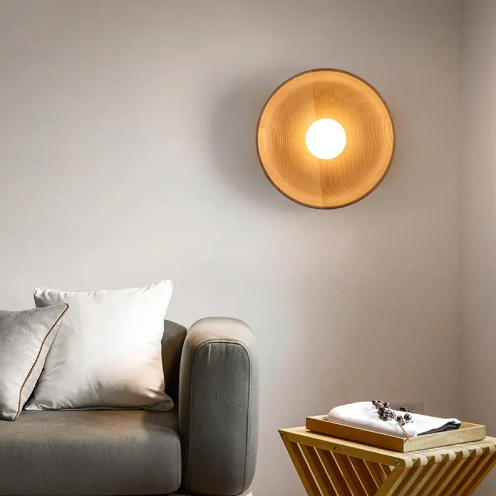 Applique murale LED in legno scandinavo elegante