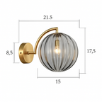 Applique murale LED dorato con sfera in vetro fumé Scone