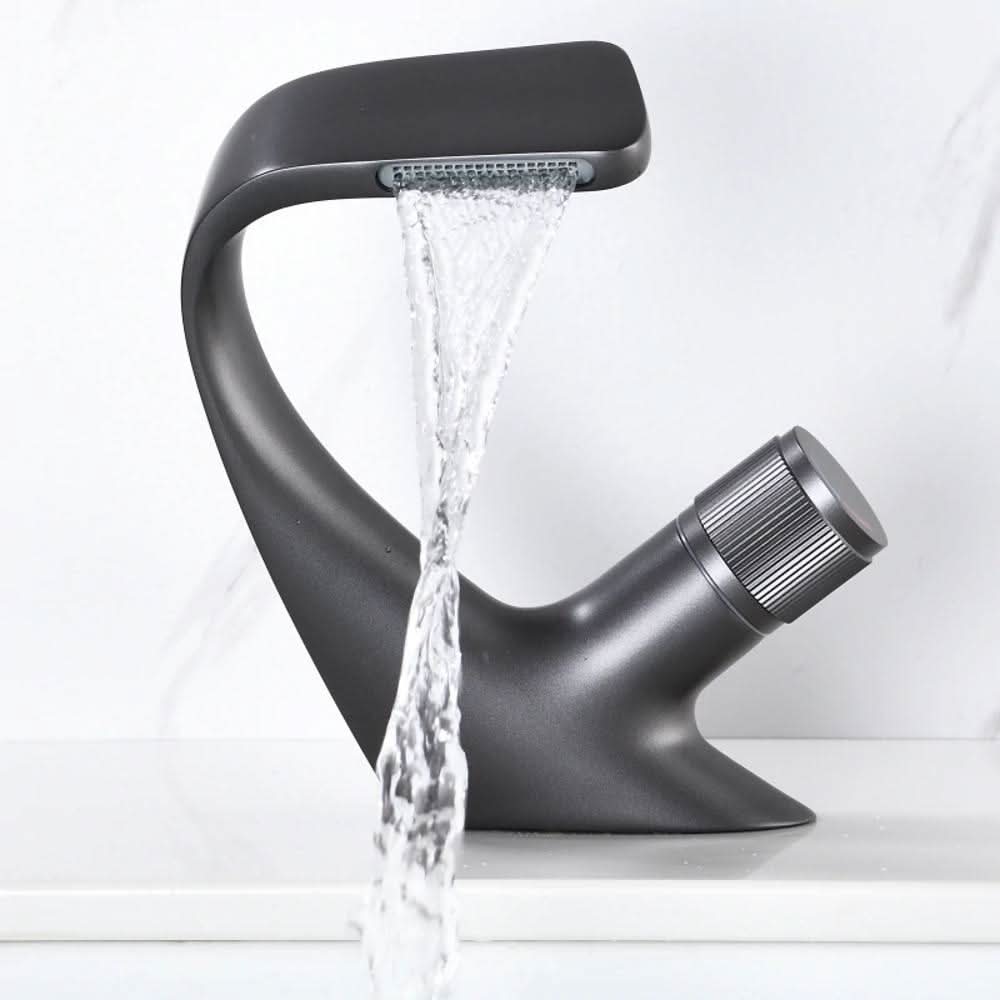 AQUACASCADE – Miscelatore per Lavabo a Cascata di Lusso per Bagni Moderni