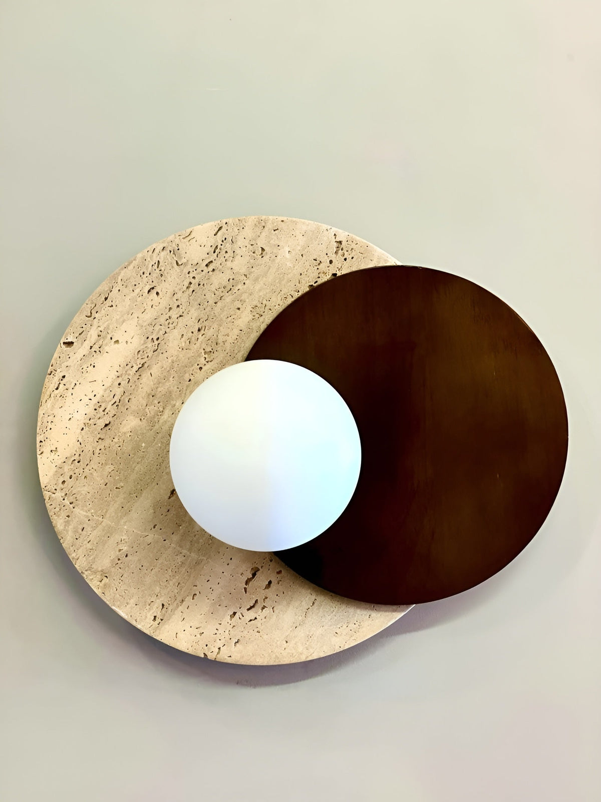 Applique con Piastra in Travertino – Design Lussuoso e Illuminazione Morbida | Per Casa