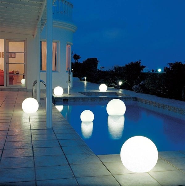 Sfera da Giardino Aurora (16 colori)