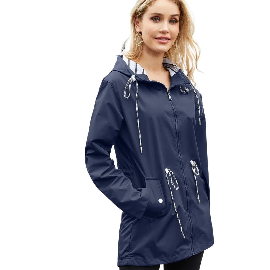 Giacca Impermeabile Leggera – Protezione Versatile per l'Esterno
