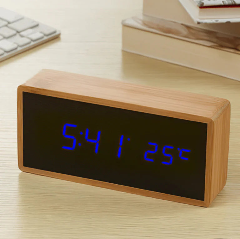 WoodGlow - Orologio sveglia LED in bambù con visualizzazione di ora e temperatura