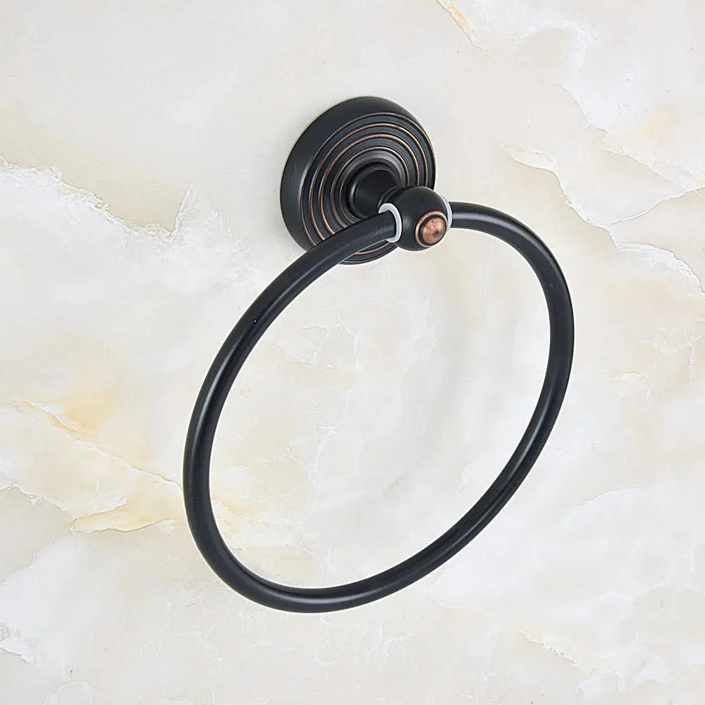 Anello Porta Asciugamani Circolare Nero con Finitura in Olio Rubato da Muro per Bagno