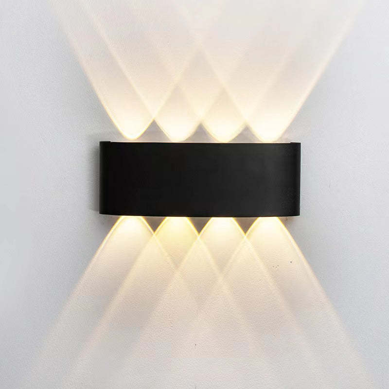 Lampada da parete esterna rettangolare moderna in metallo Tronix, Nero/Bianco, effetto onda d'acqua