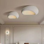 CALMLIGHT – Lampada da soffitto minimalista in resina per spazi sereni