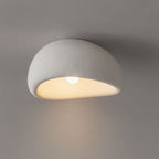 CALMLIGHT – Lampada da soffitto minimalista in resina per spazi sereni