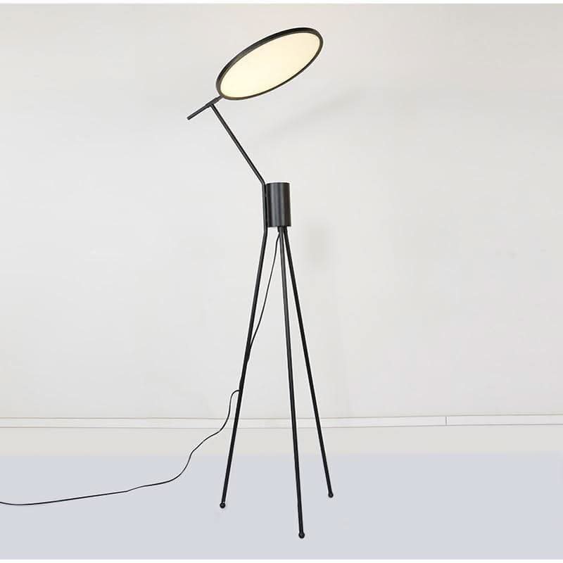 Lampada da Terra Slanke Design – Illuminazione Ambientale e di Accento