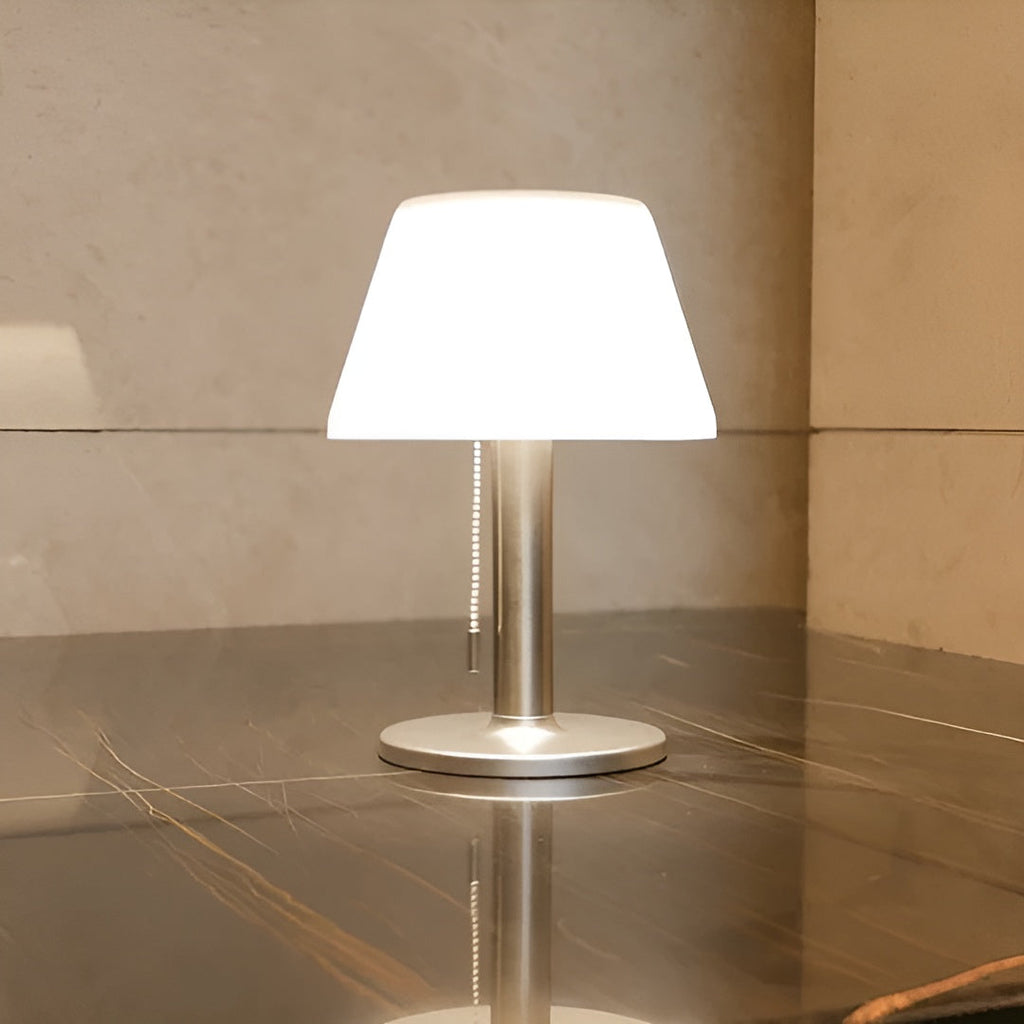 Lampada da tavolo solare Celestra – Illuminazione moderna per giardini, terrazze e spazi esterni