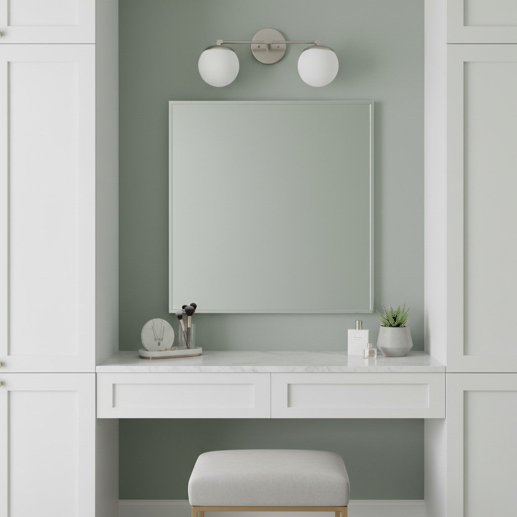 Applique da Bagno in Vetro Latte e Ottone