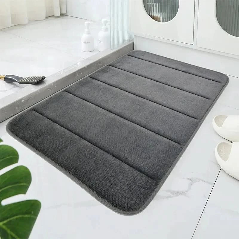 TAPPETO IN VELLUTO CORALLO – Tappeto Morbido per Bagno con Design Antiscivolo per Comfort e Sicurezza