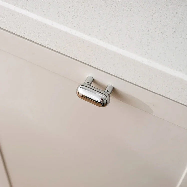 Pomello per mobile in ottone Hayes
