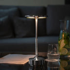 NordicaLight - Lampada da tavolo wireless per un'illuminazione elegante