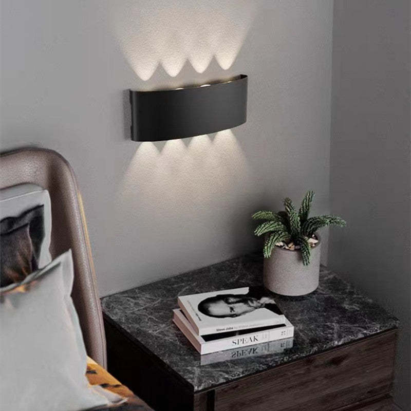 Lampada da parete esterna rettangolare moderna in metallo Tronix, Nero/Bianco, effetto onda d'acqua