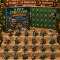 24 Giorni di Avvento di Natale con Dinosauri – 24 Figurine di Dinosauri Collezionabili e Sorprese Festive