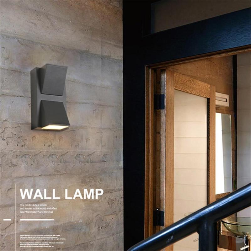 Lampada da Parete Esterno a LED Vexto Nera Moderna