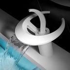 Rubinetto monocomando con uscita a cascata – Design a cascata | Struttura in ottone robusto