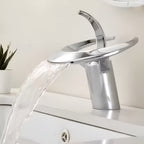 Rubinetto monocomando con uscita a cascata – Design a cascata | Struttura in ottone robusto