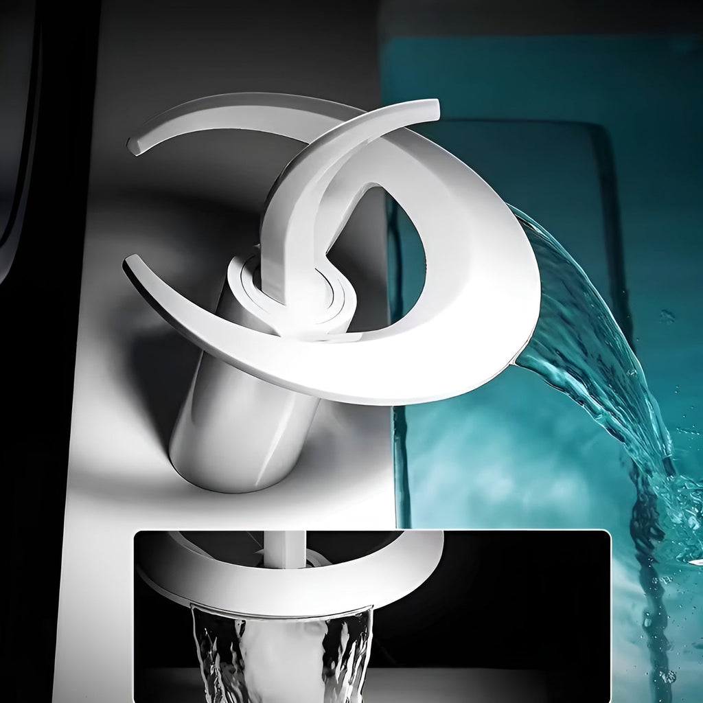 Rubinetto monocomando con uscita a cascata – Design a cascata | Struttura in ottone robusto