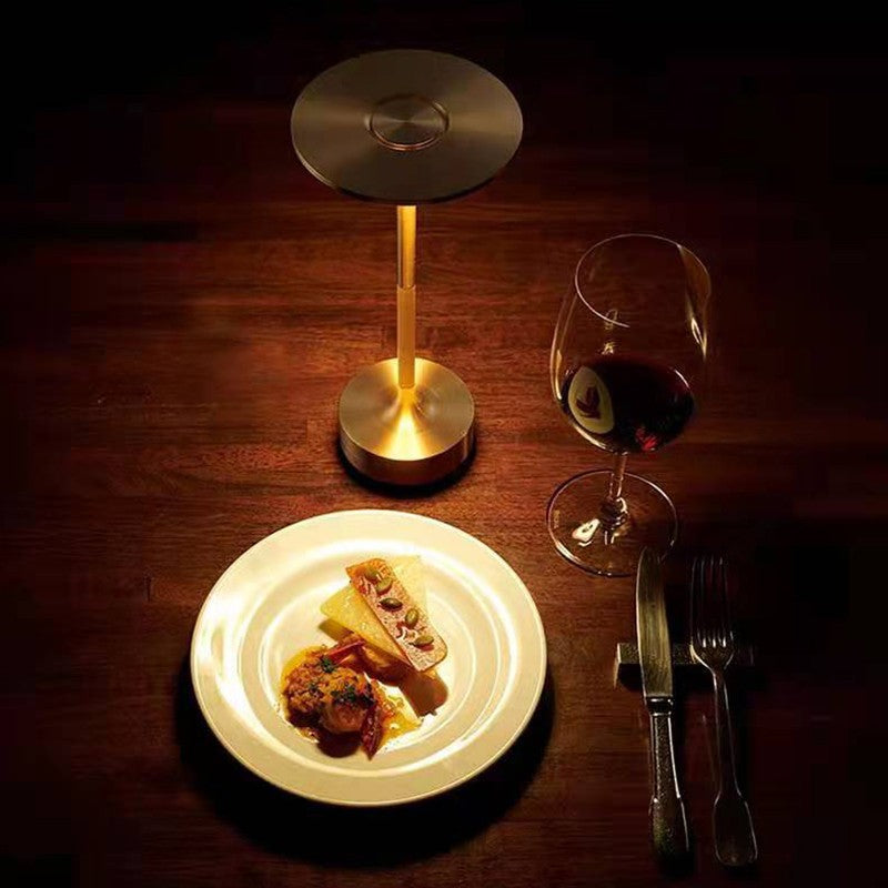 Luminous | Elegante lampada da tavolo