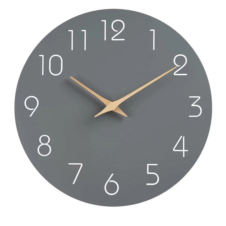TimeAura – Orologio da parete moderno con numeri audaci e design elegante
