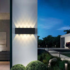Lampada da parete esterna rettangolare moderna in metallo Tronix, Nero/Bianco, effetto onda d'acqua