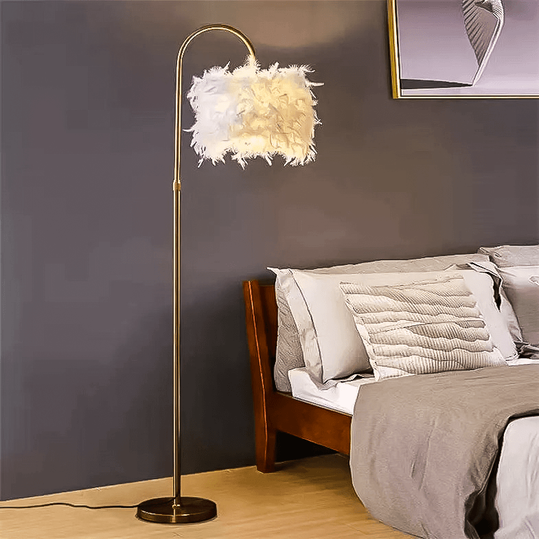 Lampada da Terra con Piume – Elegante Lampada da Terra con Decorative Piume