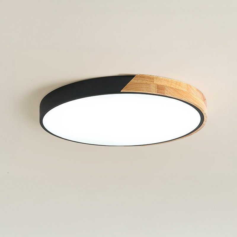 Lampada da soffitto in legno scandinavo