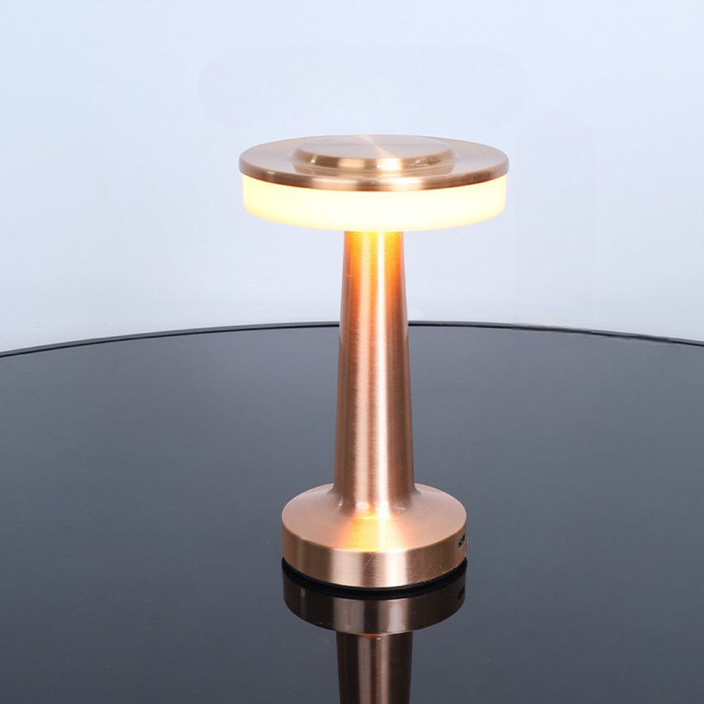 Lampada da Tavolo LED in Metallo Moderna