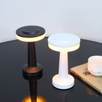 Lampada da Tavolo LED in Metallo Moderna