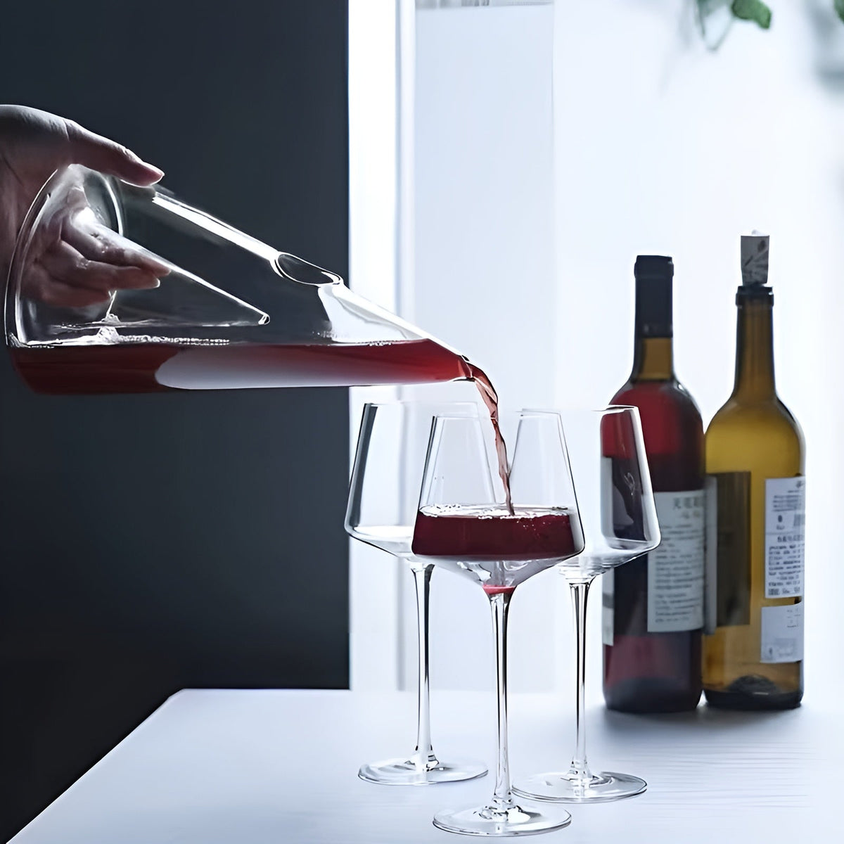 Decantatore in Vetro – Elegante Aeratore per Vino per un Gusto Pieno | Perfetto per Casa & Ospiti