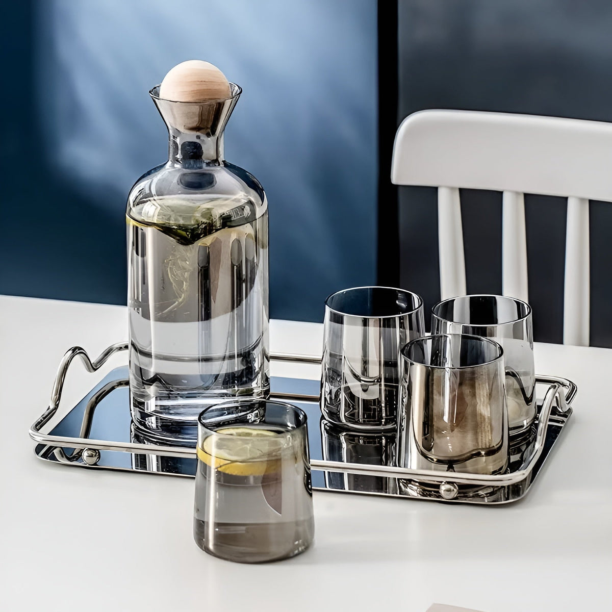 Set di caraffe in vetro con 4 bicchieri – Elegante e Decorativo | Caraffa da 1,2L con coperchio in legno per acqua, succo e ospiti