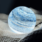 Lampada da Tavolo LED a Sfera con Aspetto Vetro e Superficie a Vortice