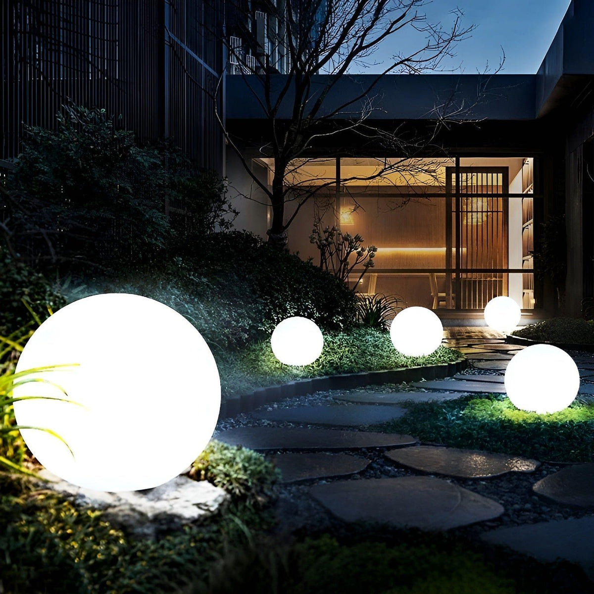 GlowBall Light - Lampada da Giardino LED Impermeabile e Cambiamento Colore