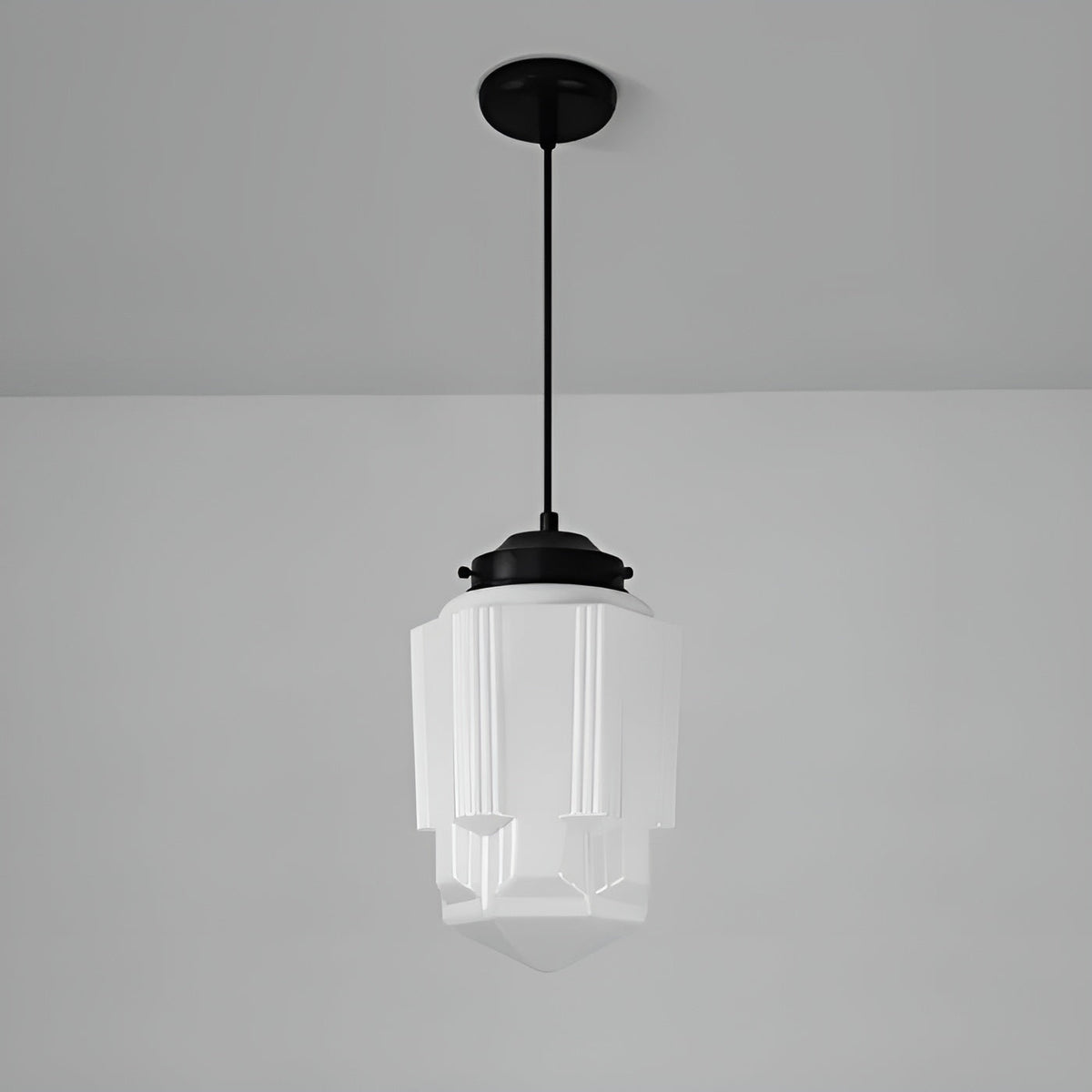 Lampada a sospensione in vetro opalino – Design vintage con vetro geometrico