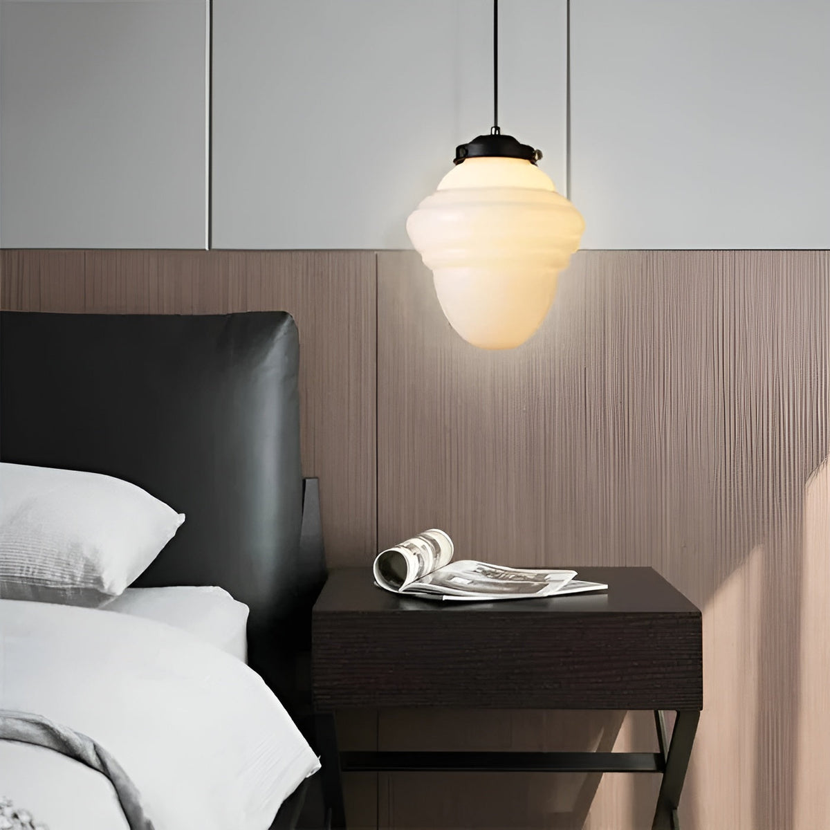 Lampada a sospensione in vetro opalino – Design vintage con vetro geometrico