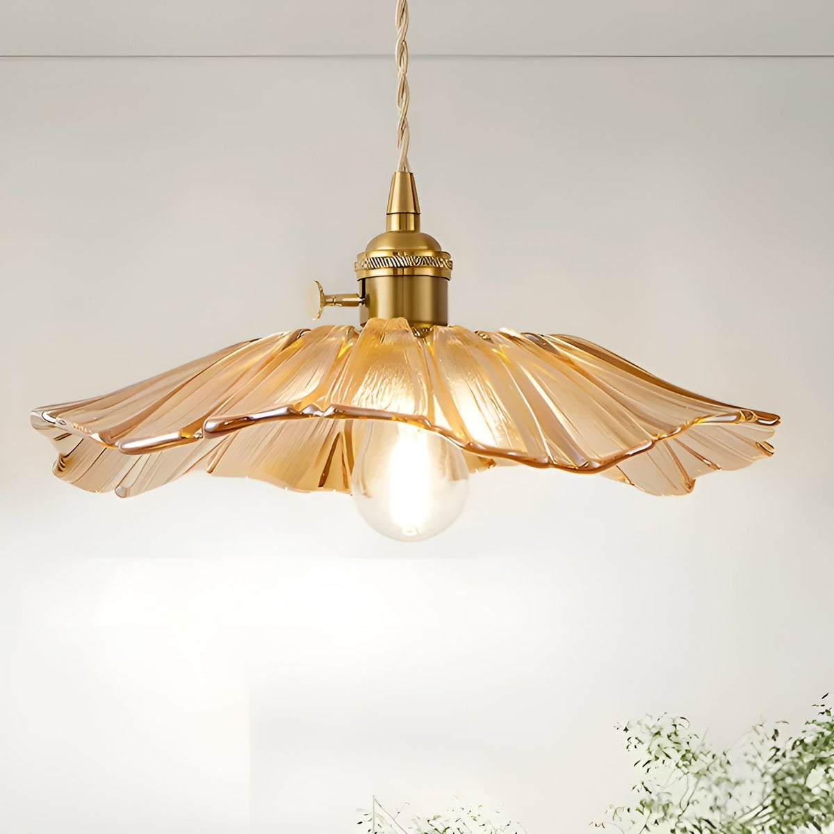 Lampada a sospensione con motivo floreale – Luce calda e design elegante | Per la tua casa