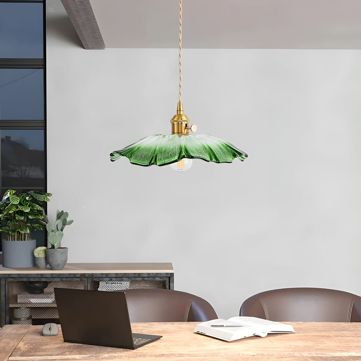 Lampada a sospensione con motivo floreale – Luce calda e design elegante | Per la tua casa