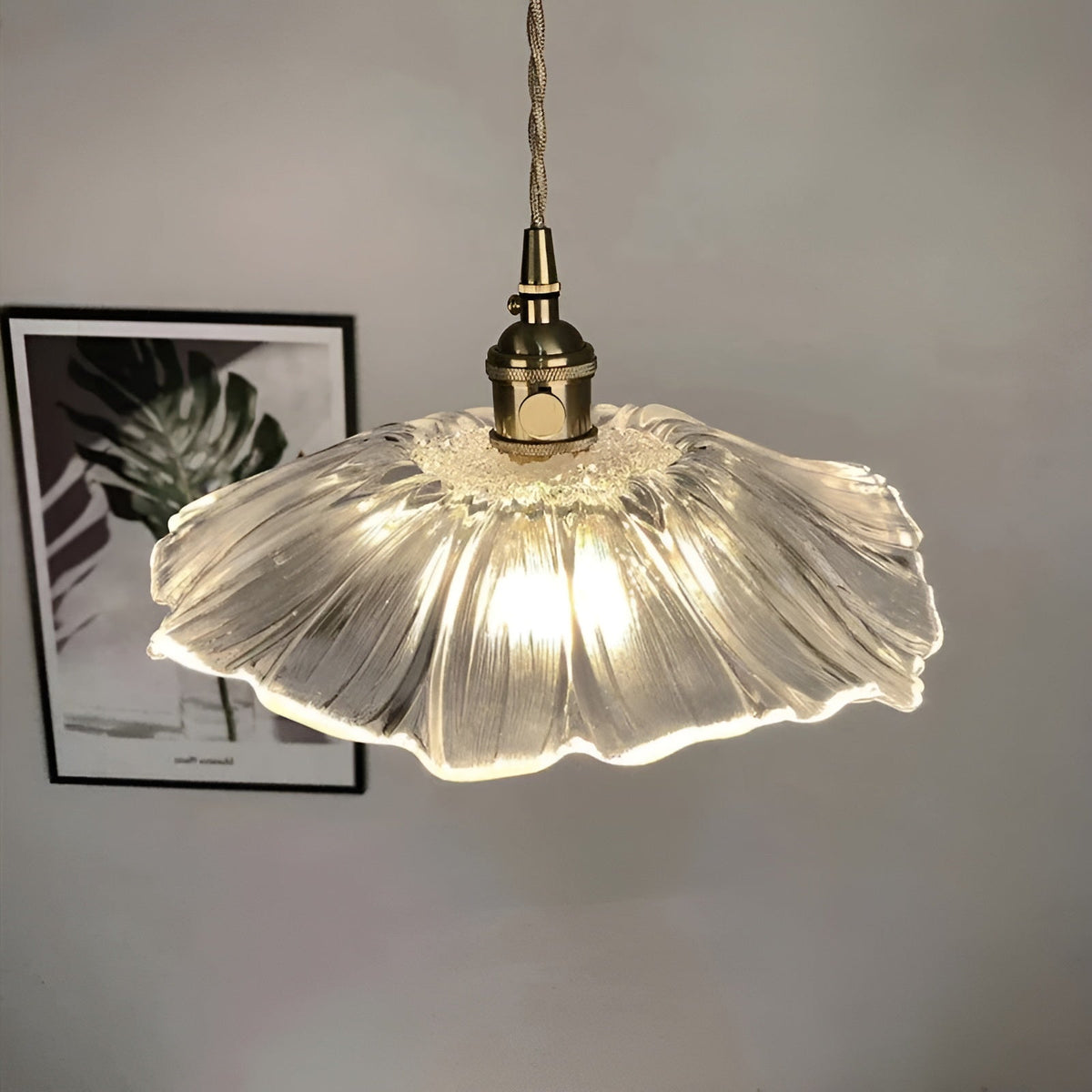 Lampada a sospensione con motivo floreale – Luce calda e design elegante | Per la tua casa