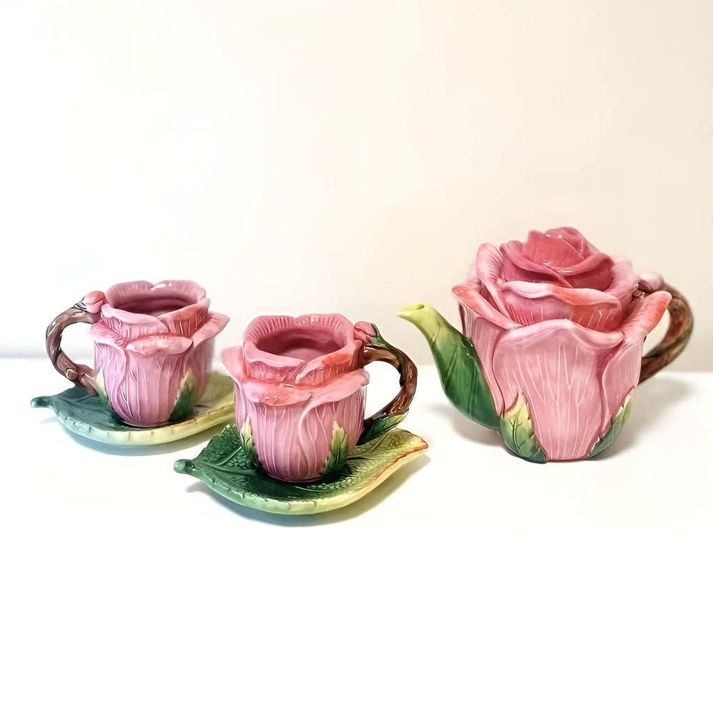 Servizio da tè in ceramica con motivo di rose – Dipinto a mano ed elegante | Tazza con piattino in design floreale