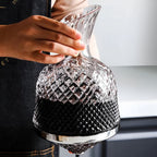 Caraffa in cristallo – Girevole a 360° ed Elegante | Distributore di vino e bevande da 1,5 L
