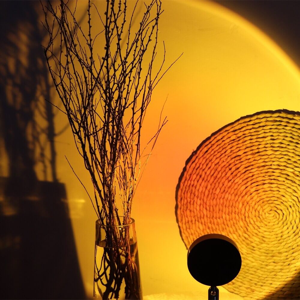 Affascinante lampada da tavolo per un'atmosfera calda – Golden Hour