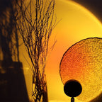 Affascinante lampada da tavolo per un'atmosfera calda – Golden Hour