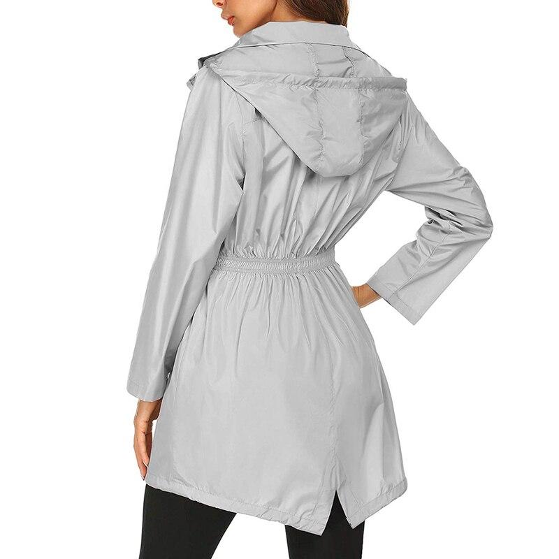 Giacca Donna Impermeabile Sagomata con Cappuccio e Tasche Pratiche