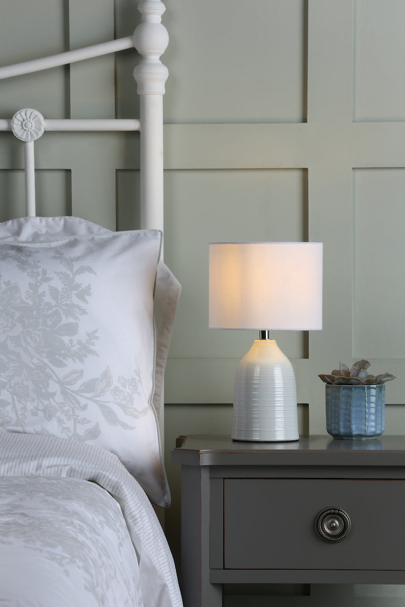 Laura Ashley Penny Coppia di Lampade da Tavolo Crema
