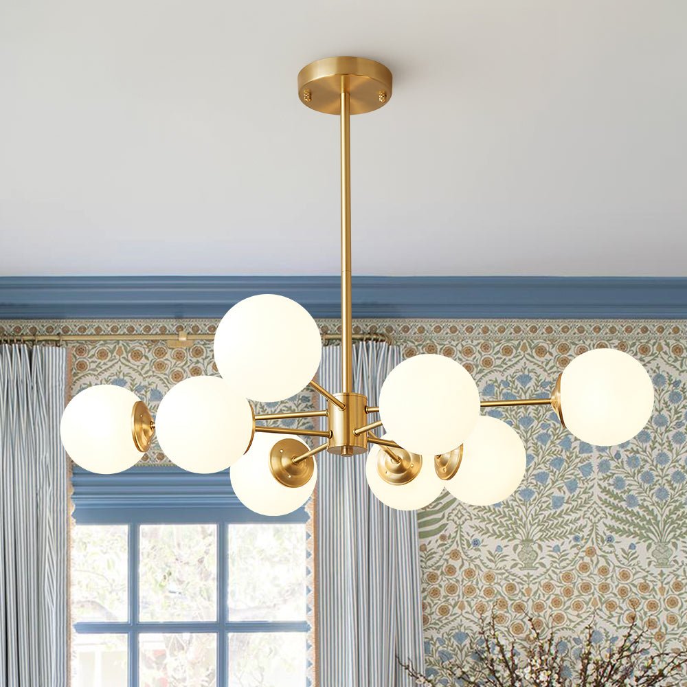 Lampadario Minimalista in Ottone con Vetro Opale Aevig