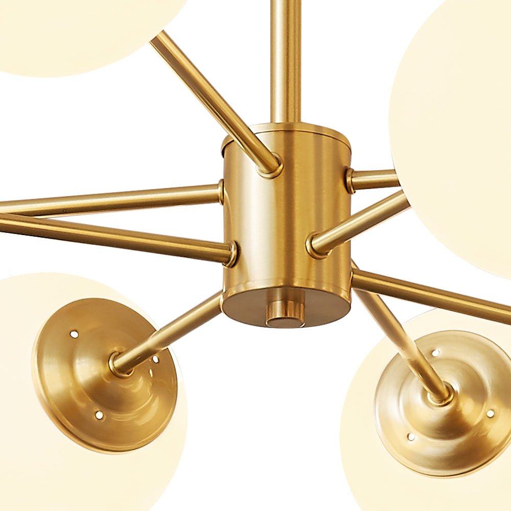 Lampadario Minimalista in Ottone con Vetro Opale Aevig